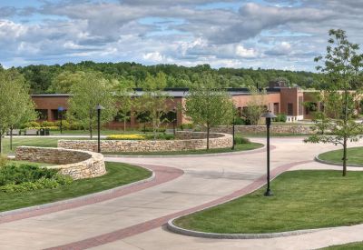 pedestrian-walkway-rochester-institute-technology-1