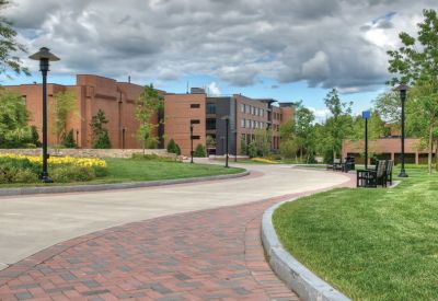 pedestrian-walkway-rochester-institute